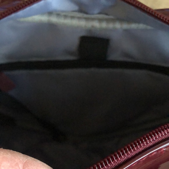 NWT Limited Edition IHKWIP “Be My Valentine” Patent Heart Crossbody w/St… - Picture 8 of 9